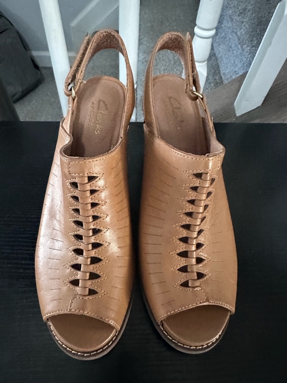 Clarks Women's Briatta Key Peep Toe Slingback Heel - Size 7.5